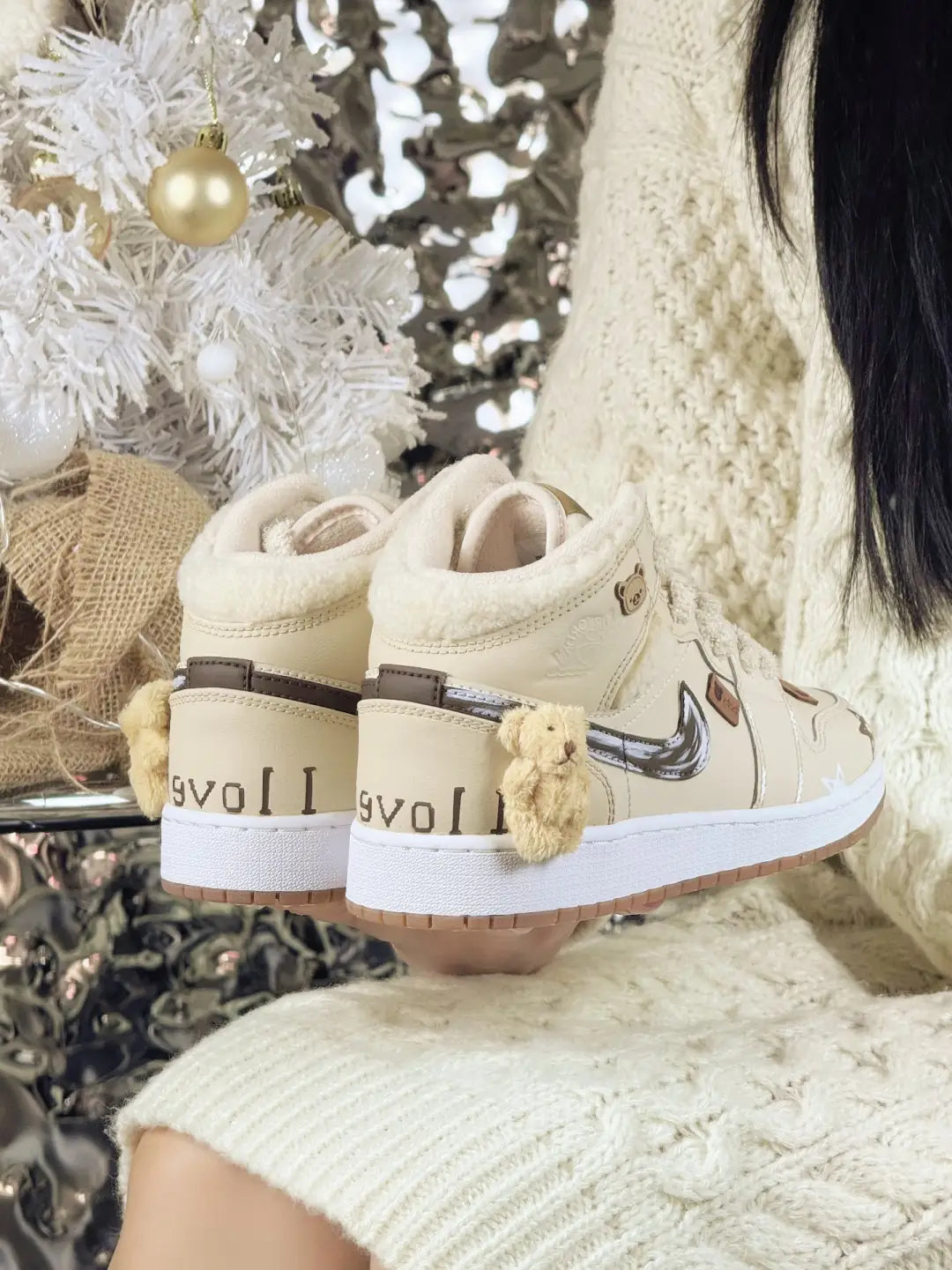[Custom Warm Winter - Teddy Bear] Jordan Air Jordan 1 High Top Female Skateboarding Shoes Khaki Color