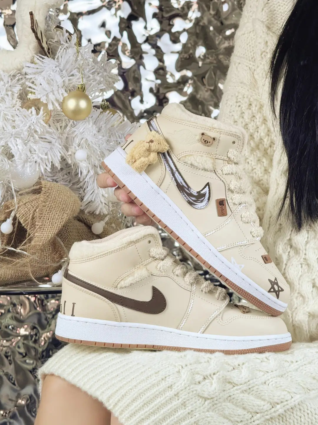 [Custom Warm Winter - Teddy Bear] Jordan Air Jordan 1 High Top Female Skateboarding Shoes Khaki Color
