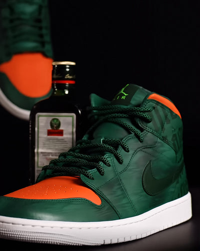 [Custom Jägermeister] Jordan Air Jordan 1 Mid Unisex Skateboarding Shoes Green