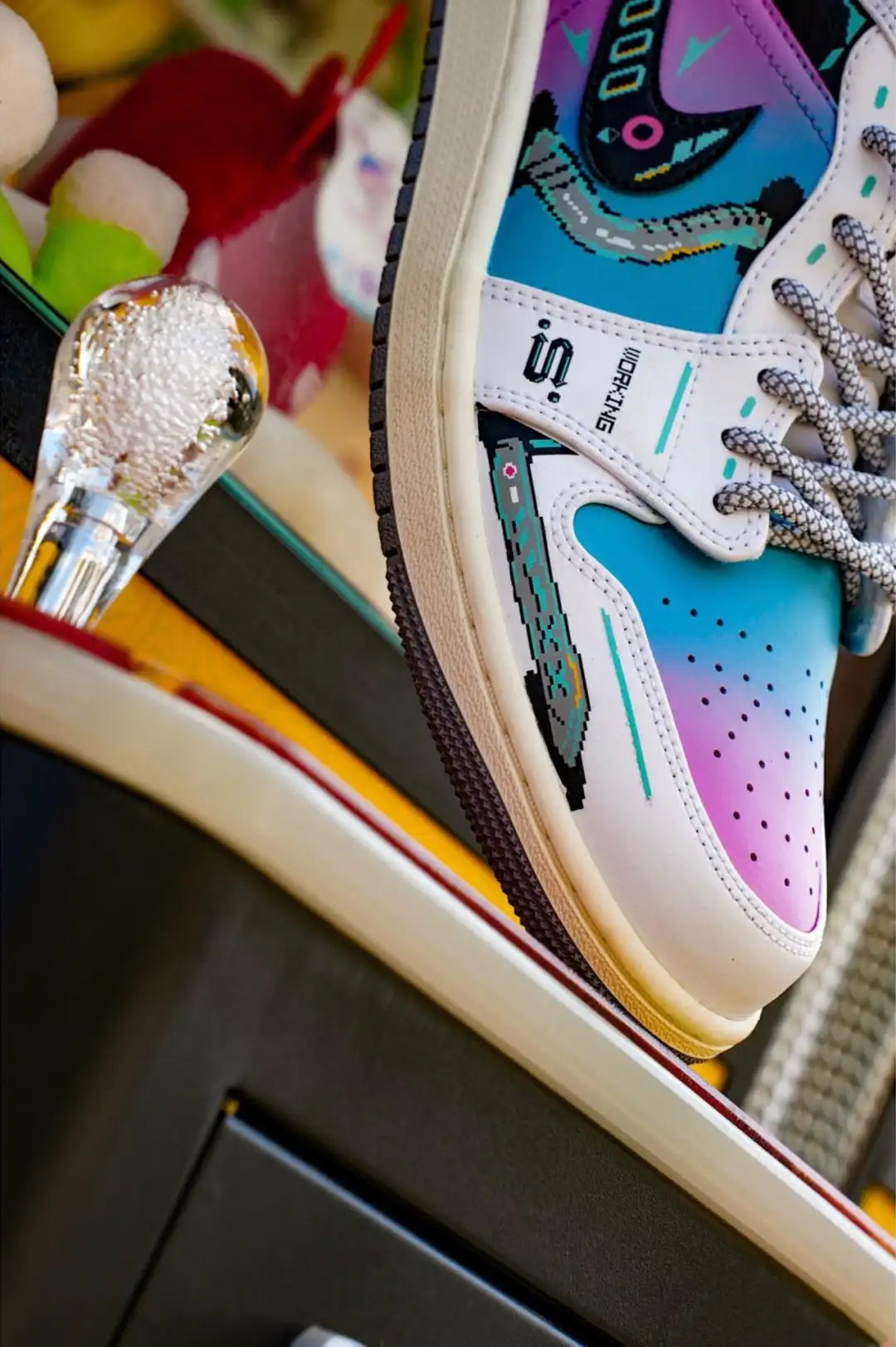 [Custom Cyber Cotton Candy] Jordan Air Jordan 1 Mid Unisex Skateboarding Shoes