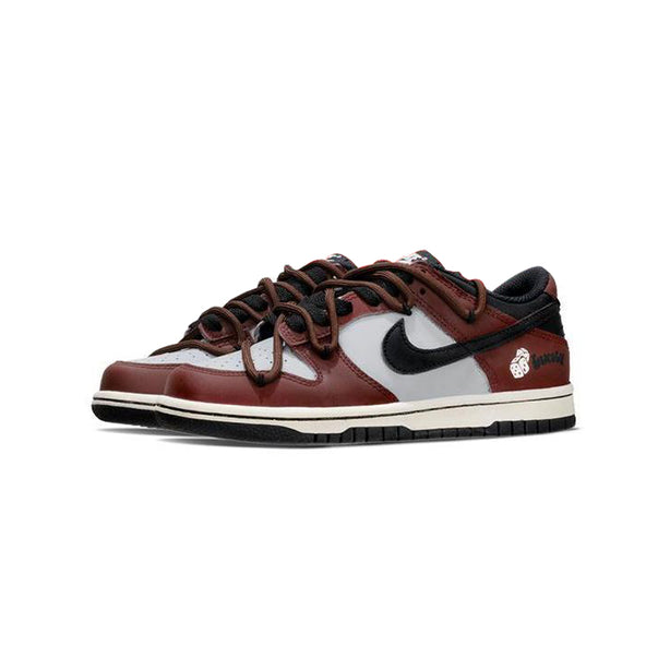 [Custom Lucky Dice Girl version]  Dunk Skateboarding Shoes Women's Low-top Gray/Red
