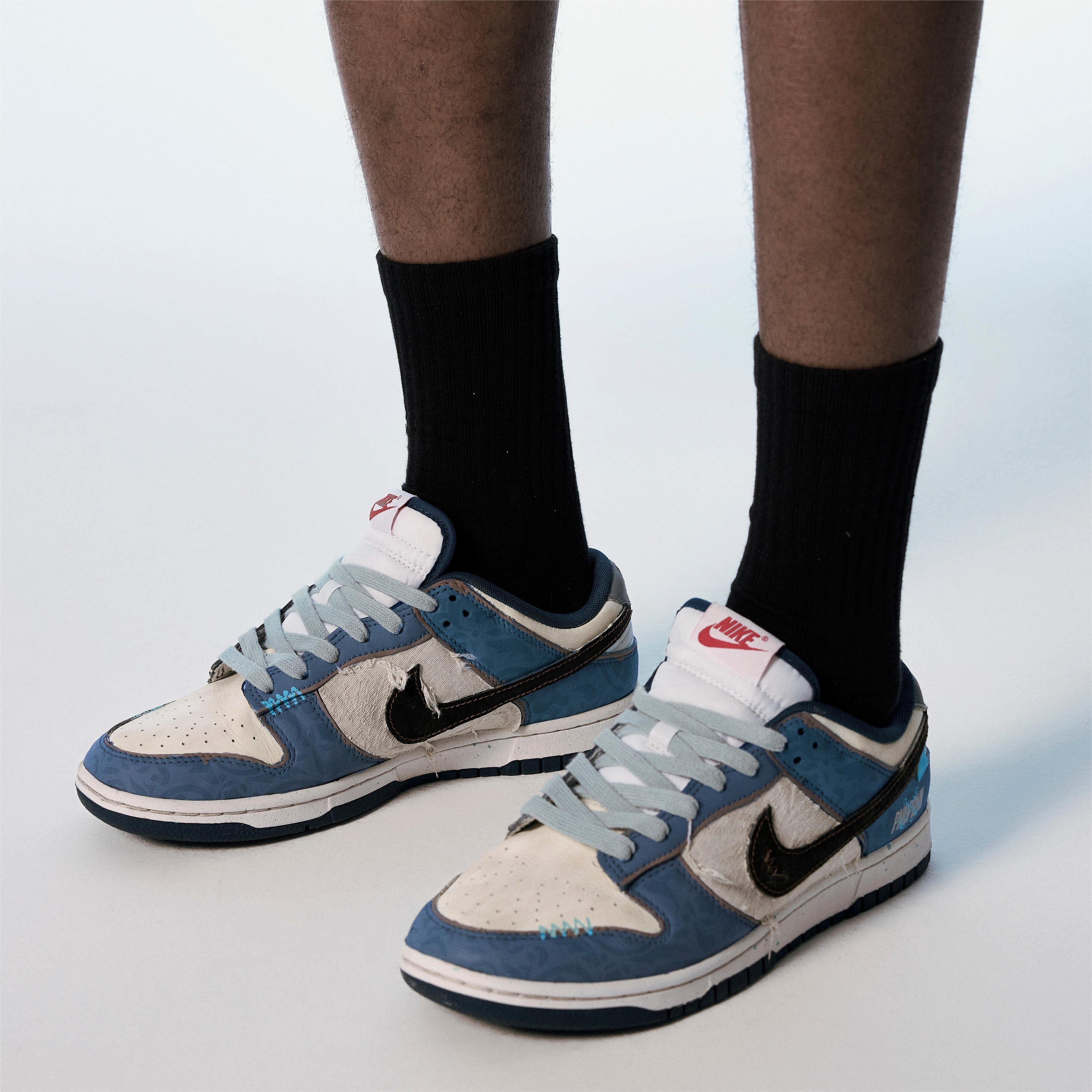 Wave Exploration - Dunk Low Custom