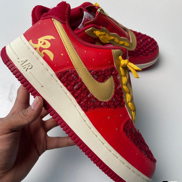 [Custom Men's golden red rabbit of the Year of the Rabbit]  Air Force 1 Skateboarding Shoes Men