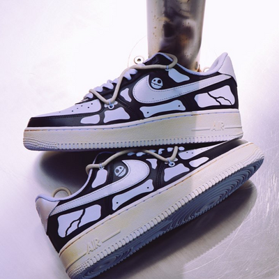 [Custom The skull's toes are black and white.]  Air Force 1 Skateboarding Shoes Women's Low-top Black/white