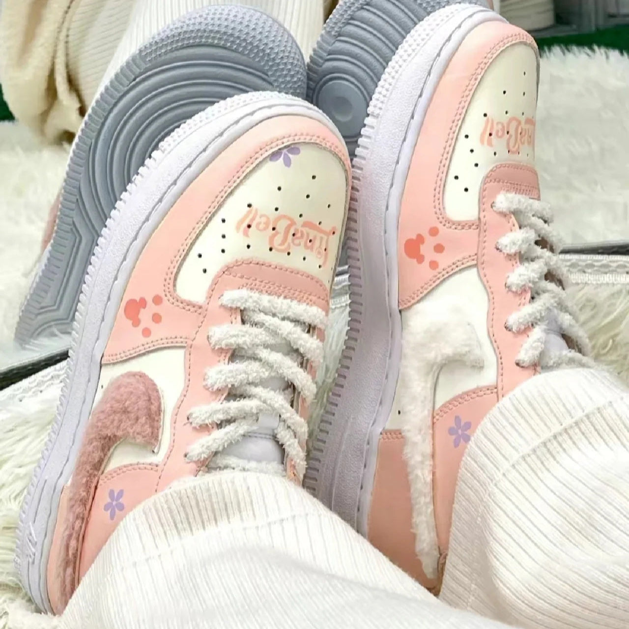 [Custom Pom-Pom Diary] Nike Air Force 1 Skateboarding Shoes Women's Low-top Pink/white