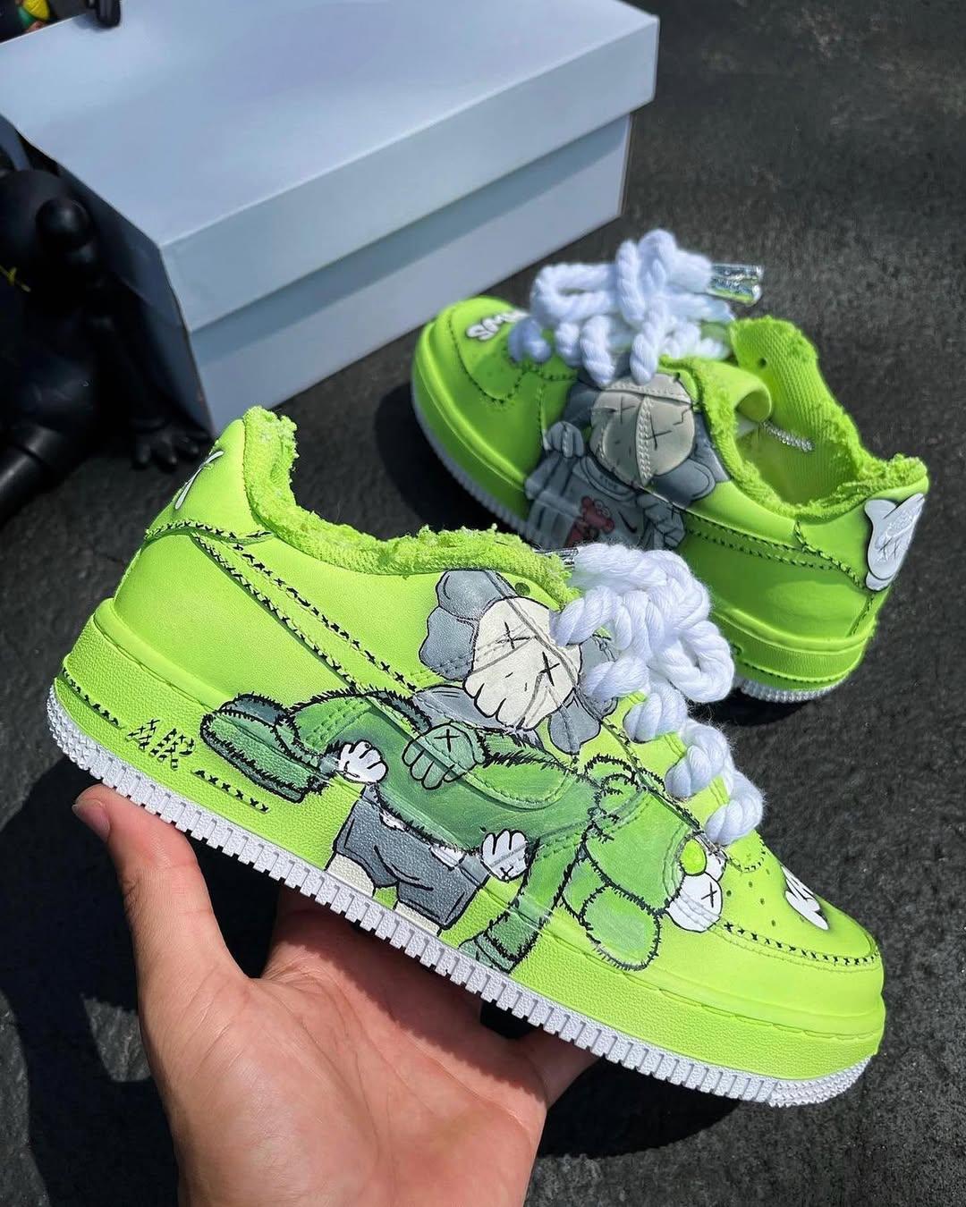 [Customized AF1×KAWS] Air Force 1 Graffiti Distressed Shoes Unisex Cyan/Red/Purple/Pink/Green