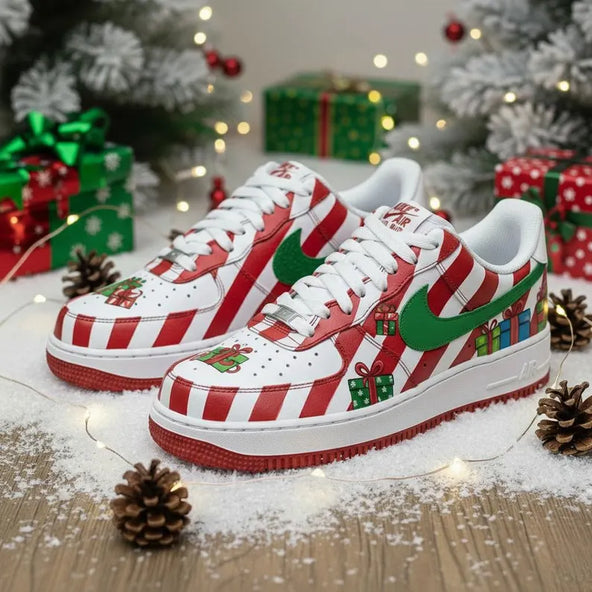 [Customized Santa's Delivery] Air Force 1 Low-top Shoes Unisex Hand-Painted Sneakers