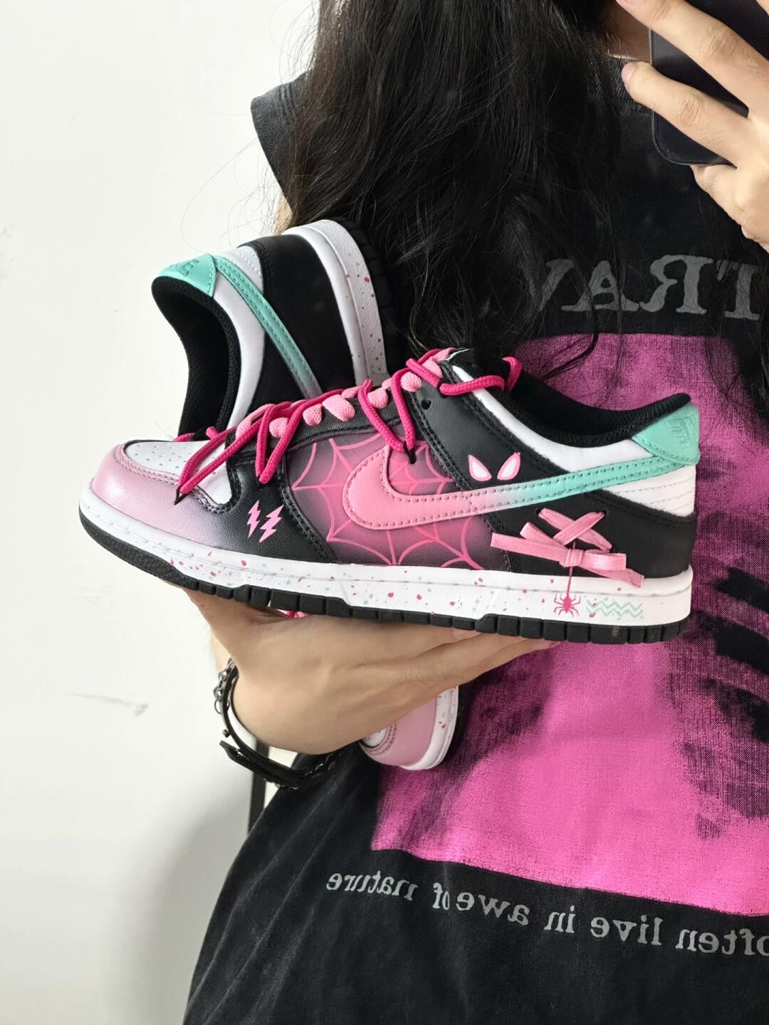 [Custom Dopamine, Gwen] Dunk Skateboarding Shoes Women