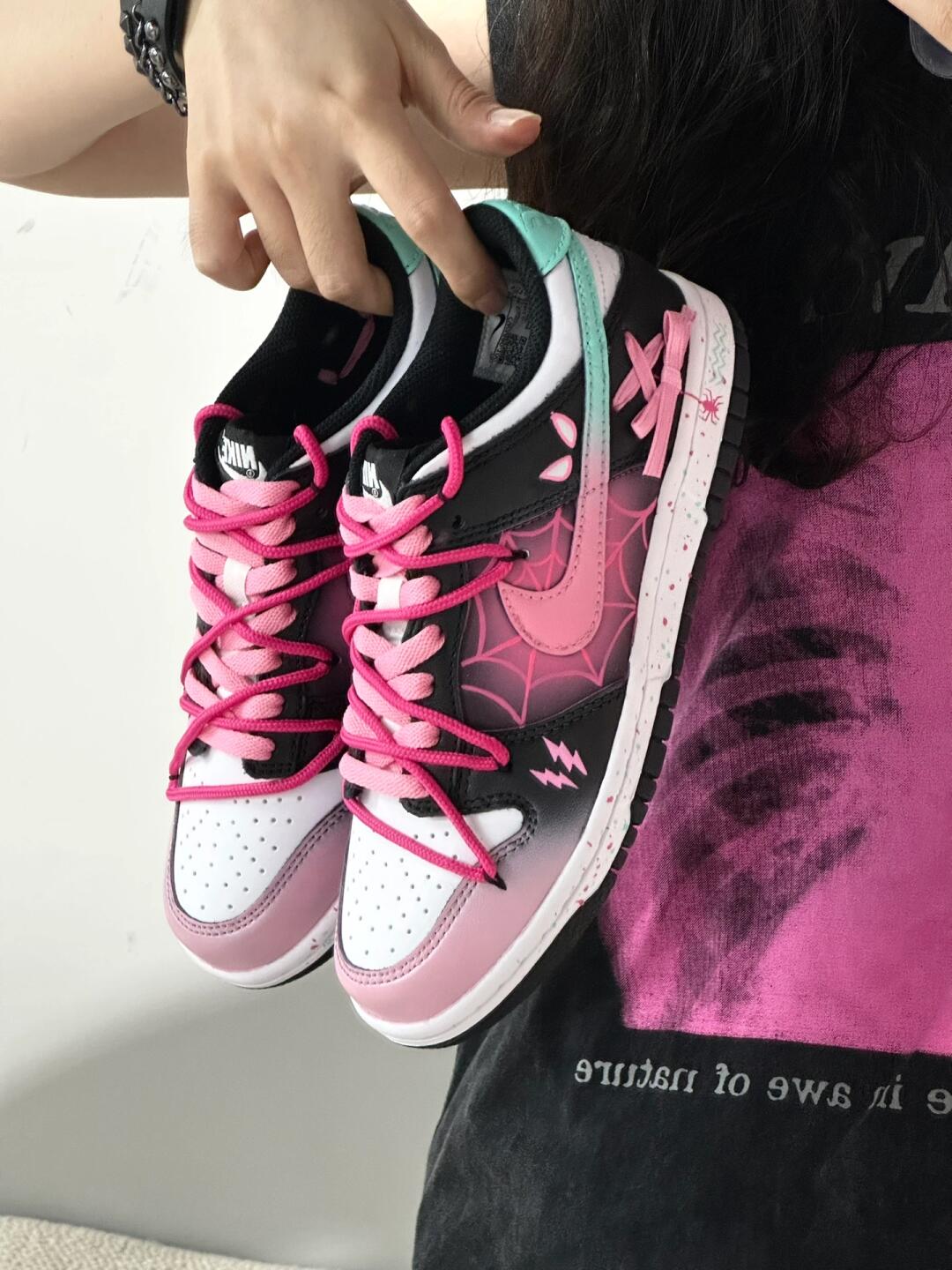 [Custom Dopamine, Gwen] Dunk Skateboarding Shoes Women