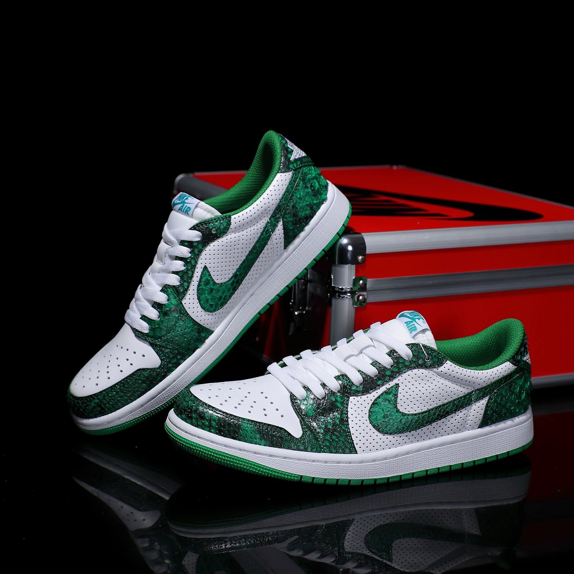 [Custom Green-White Snake Pattern - Cowhide Leather Openwork Style] Air Jordan Low - Top Skateboarding Shoes Unisex